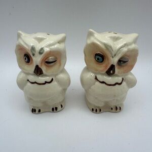 Vintage 1940 Shawnee Pottery Winking Owl Salt & Pepper Shakers Ceramic w Stopper